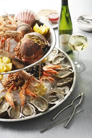 Plateau De Fruits De Mer Et Sylvaner D Alsace Photo Vinsalsace Com Plateau De Fruits De Mer Recettes De Cuisine Fruits De Mer