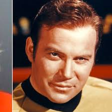 Lo arrestaron por masturbarse en una parada de autobús y dijo que era "el  capitán Kirk"