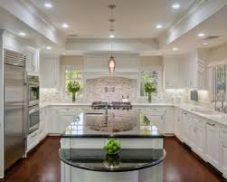 Another easy way to paint your tray is to paint the walls of your tray the same paint color as the walls in the room. How To Select A Paint Color For A Tray Ceiling