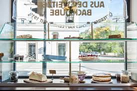 Und lesen sie bewertungen für kürbis & kuchen in graz. Nettes Cafe Sehr Gute Kuchen Kaffee Weitzer Graz Reisebewertungen Tripadvisor
