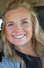 Deanna Beveridge's Instagram, Twitter & Facebook