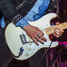 Essential Tips For Playing Lead Guitar | Fender Guitars