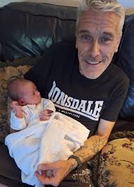 Merry Christmas from your favorite celebrities...spot your favorite among  this celebrities ❤️❤️🎉🎉🎉🎉🌲🌲🌲🌲🌲🌲✓✓✓