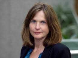 Cube cleans up farm and orchard footwear