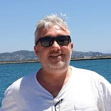 Sarah Lawler (@SarahLawls)