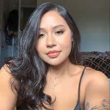 Nicole Rios's Instagram, Twitter & Facebook