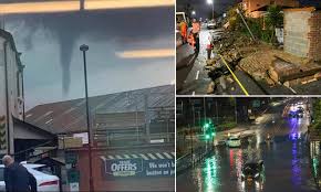 High winds hit barking in east london with many residents capturing what looked like a tornado on social media. Rthwxymcqwn2lm