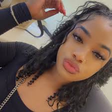 Is his head flat 😞😞😞