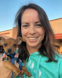 Denise Sowder's Instagram, Twitter & Facebook