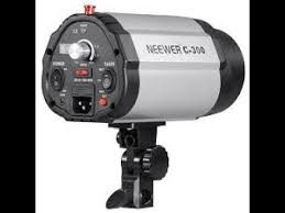 Neewer Strobe Flash C 300 C 250 Review Unboxing And Demo Youtube