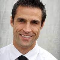 Justin Menz's Instagram, Twitter & Facebook