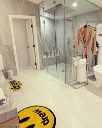 A wide variety of glass shelf bathroom mirror options are available to you, such as project solution capability, design style, and mirror shape. Inside Justin And Hailey Bieber S 8 5m Mansion Luxury Bathroom Justin Bieber House Justin Bieber