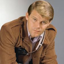 Luke Bell's posthumous album “The King Is Back” has been released. The  album features 28 songs written and recorded by Luke between 2013 and 2016.  It was assembled by his mother Carol