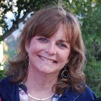 Lori Hillman's Instagram, Twitter & Facebook