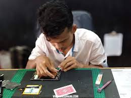 Mrfix bandar baru bangi, kedai repair iphone murah di salak tinggi membuat servis membaiki handphone dengan cepat dan selamat. Izmobile Kedai Repair Handphone Murah Dan Cepat Di Kajang Dan Bangi Ana Suhana