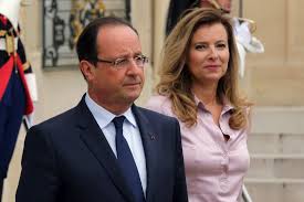 Consultez l'ensemble des articles, reportages, directs, photos et vidéos de la rubrique françois hollande publiés le dimanche 3 janvier 2020. French President Sends Flowers To Hospitalized Girlfriend Time