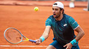 Matteo berrettini, the ninth seed at the australian open, will be hoping to reach the semifinals at a grand slam for the second time in his career, after also the first is likely to be stefanos tsitsipas, with the greek also in fine form at the start of 2021. I Can T See My Girlfriend Who Is Six Floors Down Matteo Berrettini On Australian Open Quarantine Eurosport