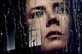 An agoraphobic woman living alone in new york begins spying on her new neighbors, only to witness a disturbing act of violence. The Woman In The Window Debutara En Netflix En El Verano De 2021 Cine Y Tv Cine3