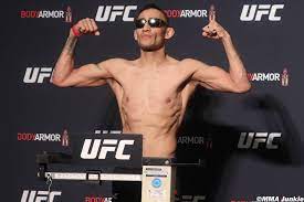Tony ferguson will not fight khabib nurmagomedov or justin gaethje on saturday night as was originally planned. Ufc 256 Tony Ferguson Won T Fight If Charles Oliveira Too Heavy