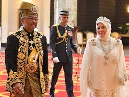 Yang di pertuan agong by munnianwar 543043 views. Istiadat Pertabalan Yang Di Pertuan Agong Ke 16 Bermula Utusan Borneo Online