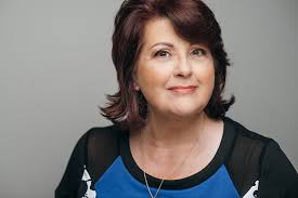 Lee Burdick's Instagram, Twitter & Facebook