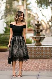 Wow Looks Fur Jede Figur So Unterschiedlich Kannst Du Ein Schwarzes Kleid Kombinieren Schwarzes Kleid Kombinieren Schwarzes Kleid Und Spitzenrock