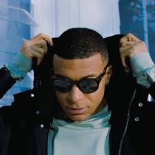 Gavin Tyler (@6avinTyler)