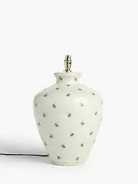 I ordered the 3 piece set with it, so i can use the largest canister for flour, and the other set for sugar. India Jane Extra Large Bee Canister Jar Ceramic Cream Lamp H43xdia 28cm B 139 79 Picclick Uk