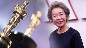 오스카 여우조연상 후보에 오른 배우 윤여정이 수상 여부 예측 투표에서 압도적으로 1위를 기록했다. Ayo3dfidwkzxum
