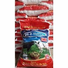 Raw Khal Binola Cotton Seed Cake, For Cattle Feed, Packaging Size: 25 Kg at  ₹ 1500/50 kilogram in Amritsar