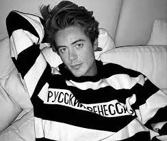Pin By Erika Reise On Robert Downey Jr Robert Downey Jr Young Robert Downey Jnr Downey Junior
