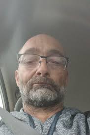 be honest, my face or my body ?😻