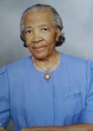 Lacie Hahn's Instagram, Twitter & Facebook