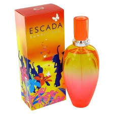 4715 online op dit moment: Escada Sunset Heat Dit Damesparfum Is In 2007 Gelanceerd Als Een Tropisch Parfum Voor Zwoele Avonden Geurnoten Zijn Die Van Parfum Parfumflesjes Mango Sorbet