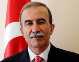 Emni̇yet müdürü hanefi avcı'nın yazdığı, 'haliç'te yaşayan simonlar. Hanefi Avci