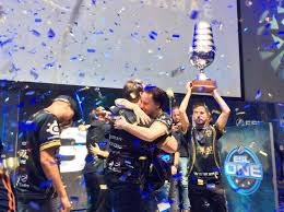 Relive the legendary esl one cologne 2014 grand final: Ninjas In Pyjamas We Are The Winners Of Esl One Cologne 2014 Facebook