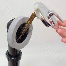 With the plate loose, pull it straight away from the side of the instead of relying on a lift mechanism, the threaded stopper contains a center post that screws into the drain. How To Remove A Bathtub Drain Stopper