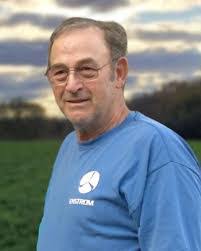 Dan Leslie's Instagram, Twitter & Facebook