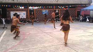 Esta área se caracteriza por un complejo ecosistema, punto de transición de la flora andina y de la exuberante selva amazónica. Baile De La Amazonia Youtube