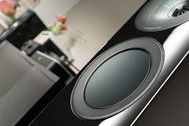 Acompanhe as últimas notícias e vídeos, além de tudo sobre esportes e entretenimento. Kef R7 Design Konig Mit Exzellentem Feintuning Lite Das Lifestyle Technik Magazin