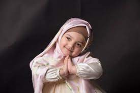 Foto cewek2 cantik lucu berhijab anak kecil. Deretan Foto Anak Artis Saat Mengenakan Hijab Cantik Dan Makin Lucu