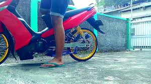 Agar hasil modifikasi motor drag kalian lebih mentereng lagi, sobat bikers yang mempunyai dana lebih bisa melanjutkan dengan modif airbrush, kamu lakukan. Review Vega Zr New Consep Super Red Youtube