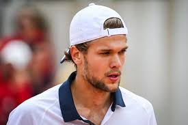 Lloyd Harris in OA Sport