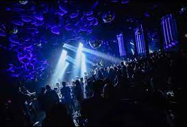 Clubbing is more fun when you're with friends. Best Party Cities In Europe The Best Nightlife Destinations Guide To Backpacking Through Europe The Savvy Backpacker