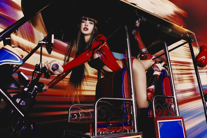 LISA、最新EP「PRESS PLAY」日本盤CDが10/23リリース決定 店舗別購入特典およびプロフィール情報を公開 | Musicman