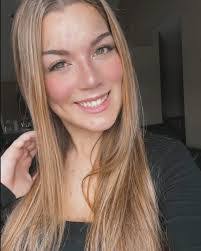 Sasha West's Instagram, Twitter & Facebook