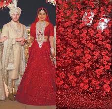 The indian actress, 36, married american pop star nick jonas, 26, in a gorgeous lace design by iconic american. Priyanka Chopra Wedding Dress Red Off 66 Www Daralnahda Com