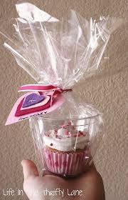 15 Homemade Valentine S Day Gifts And Favors How To Build It Valentine Day Cupcakes Valentines Valentines Day Treats