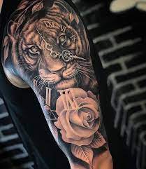 26 Best Half Sleeve Tattoo For Women And Men Bafbouf Mens Shoulder Tattoo Cool Shoulder Tattoos Rose Shoulder Tattoo