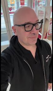 Morgan Andersen (@holyaccident)